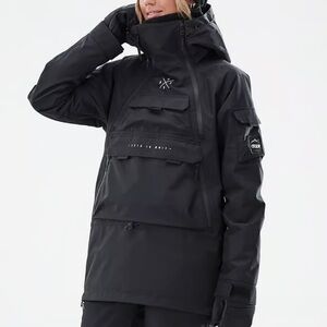 Black Women's Akin Jacket dope snow size XS
